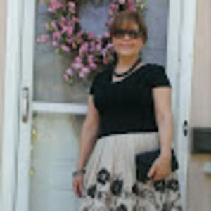 Meet your Posher, Lucy